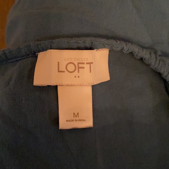 Ann Taylor Loft Top - Picture 4 of 5